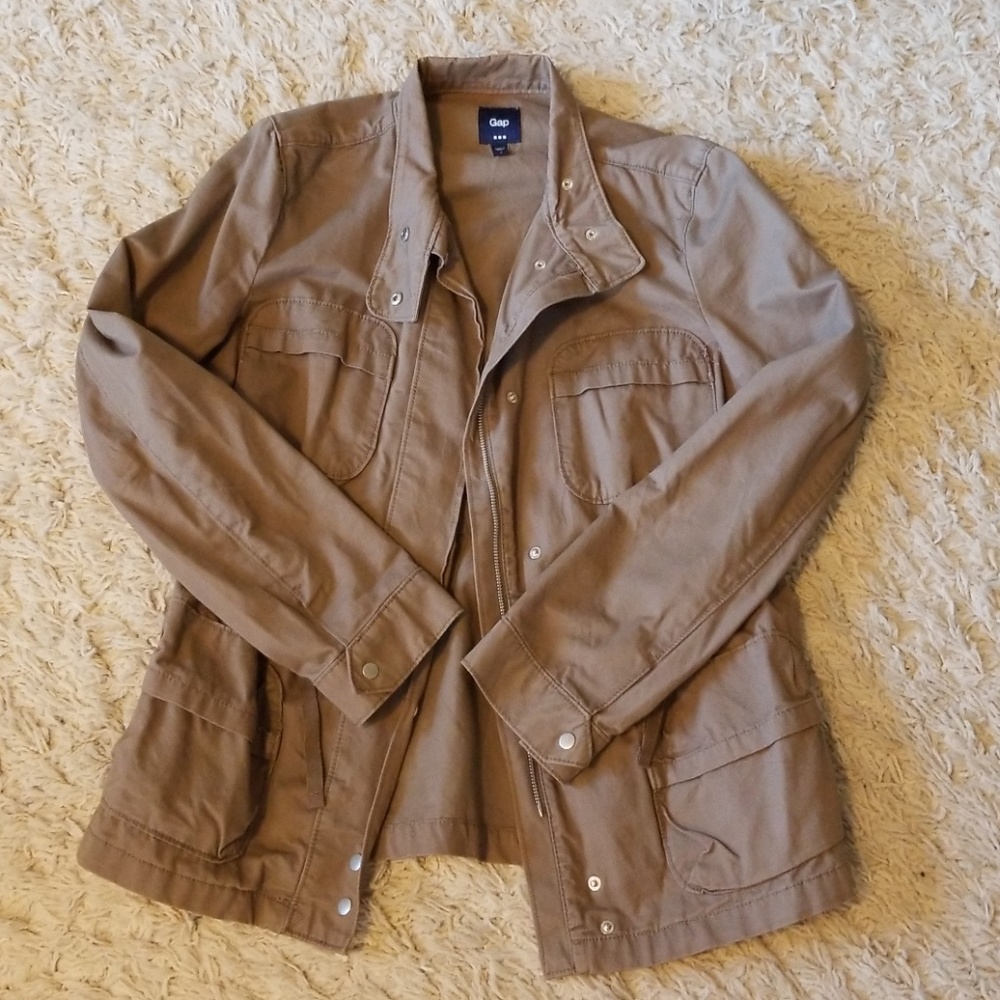 Lightweight jacket